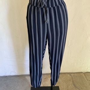 American Eagle Linen Pants